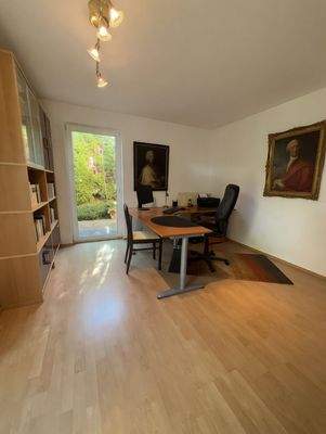 Büro Erdgeschoss.jpeg