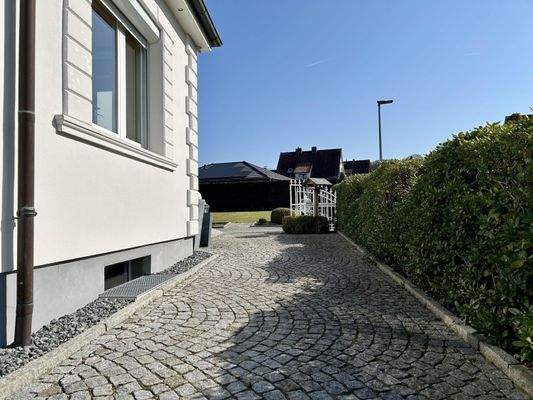 Vorderer Grundstücksbereich