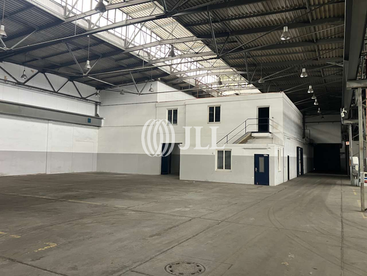 Büroeinbau in der Halle