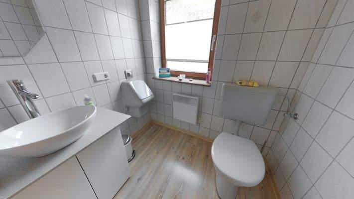 Gäste-WC EG Hauptgebäude