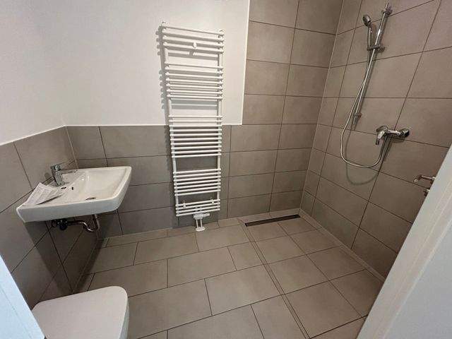 Attraktive 3- Zimmer Wohnung mit Terrasse und Garten zu vermieten! - Foto 4