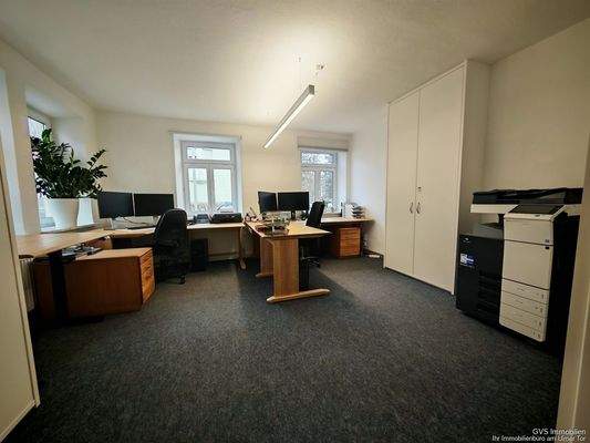 Büro 1