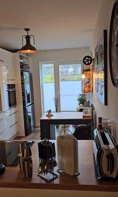 Küche Blick in Innenhof