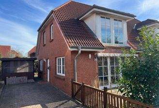 Ansicht Front Einfahrt Nordwest