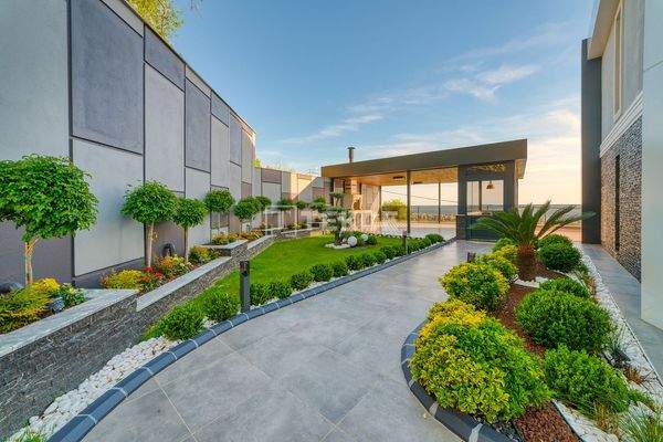 Sea View Villas with Smart Home Technology in Alanya