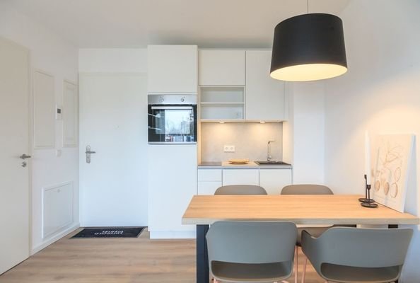 Beispielwohnung: Essbereich mit Küche