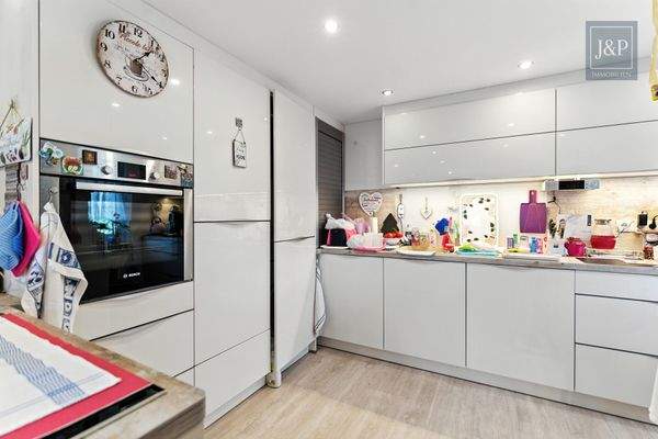 Küche 2-Zimmer-Wohnung OG