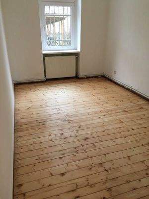 Büroraum zum ruhigen Hinterhof