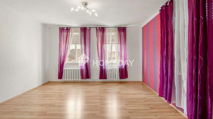 1. OG Schlafzimmer 1