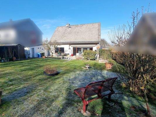 Rückseite mit Garten