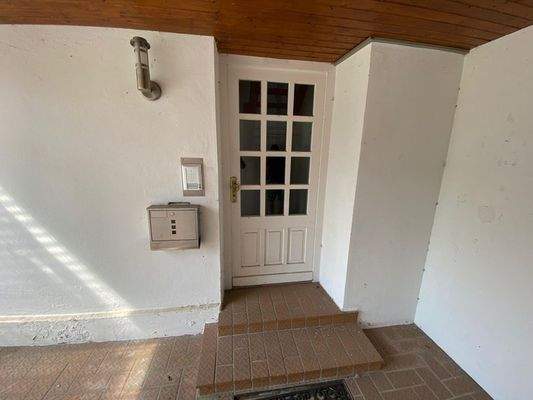 Seiteneingang WE1 u. WE 2 