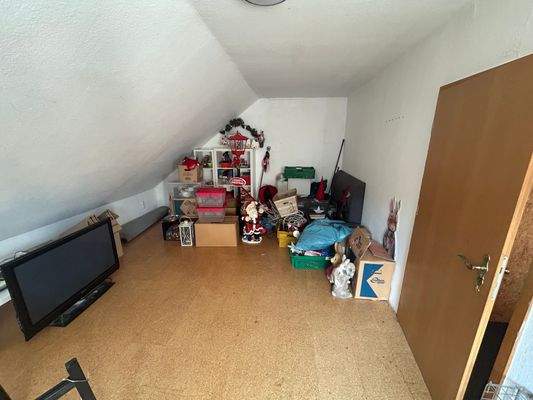 Dachraumzimmer 1