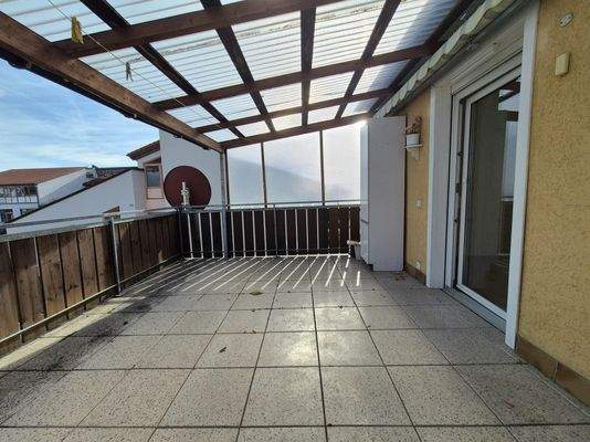 überdachte Terrasse