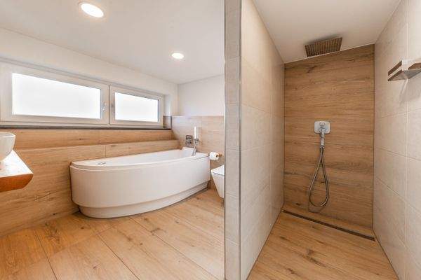 DI - Forbes Global Properties