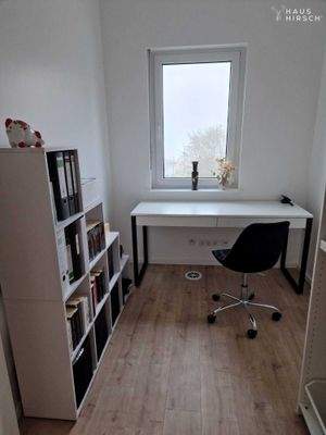 Rechte Seite: Zimmer 3 im OG 