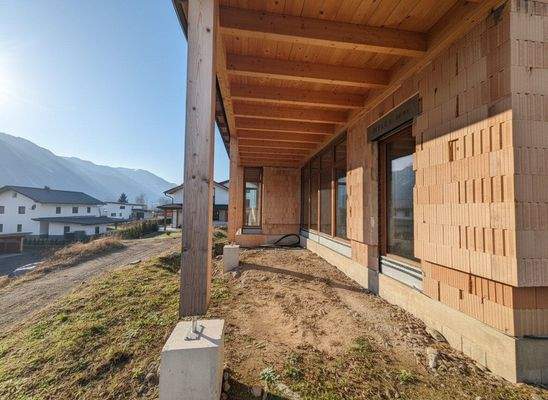 sonnige Sütterrasse - viel Platz zur Verwirklichung