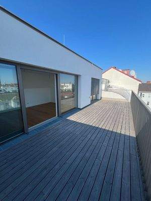 f90387f7-d8b5-41d6-827b-3bdf9b26f2f5