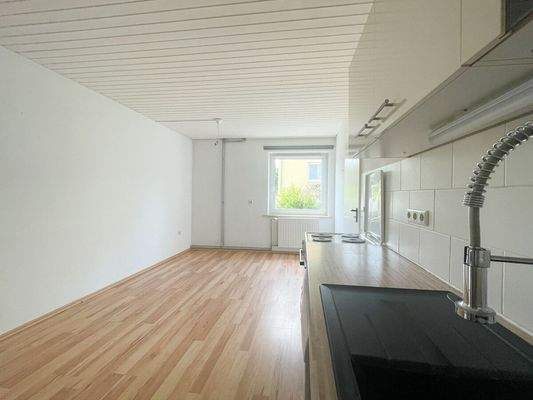 Küche-Wohnraum_WHG links