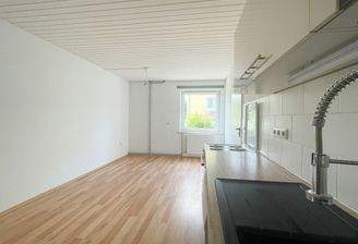 Küche-Wohnraum_WHG links