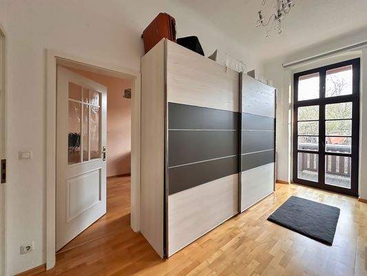 Nebenzimmer/ Büro beim Schlafzimmer