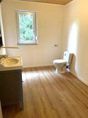 Hauswirtschaftsraum mit Gäste-WC -Erdgeschoss-