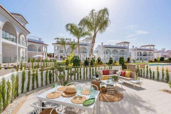 Elegant Mediterranean Apartments in Ciudad Quesada