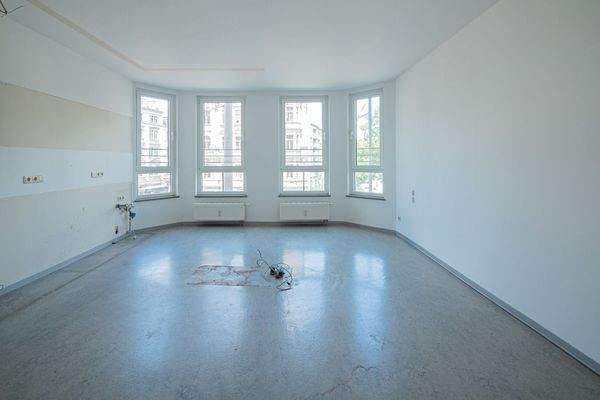 Sprechzimmer-Behandlungsraum2