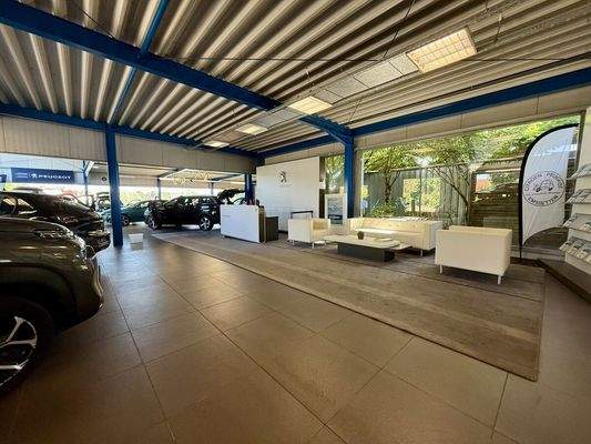 Verbindung der beiden Hallen