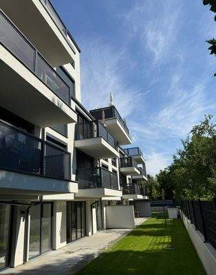 E022caed-5f11-422b-b