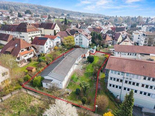 Grundstück mit Abrissgebäude