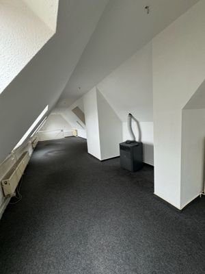 3-Büro .jpeg