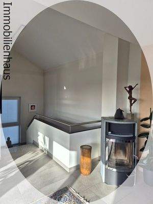 Treppe zur unteren Ebene.jpg