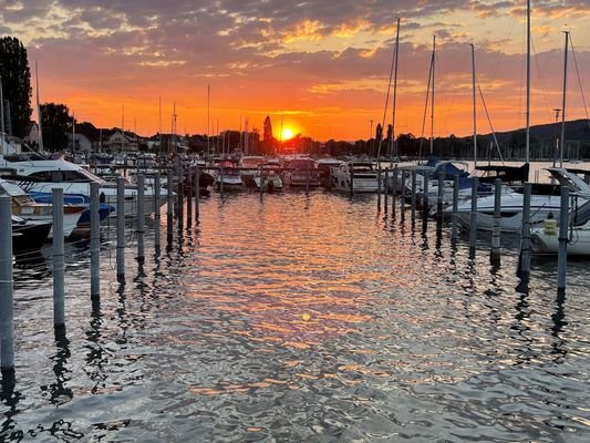 Sonnenuntergang am Hafen.jpg