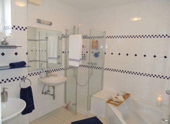 Badezimmer: KI generierte Accessoire