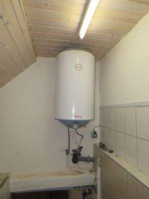 Warmwasserboiler im KG 