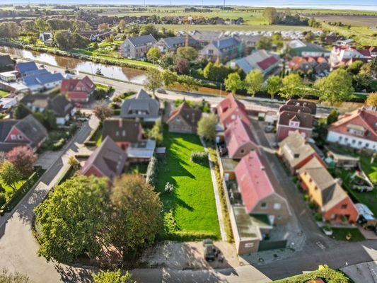 Blick auf das Grundstück 