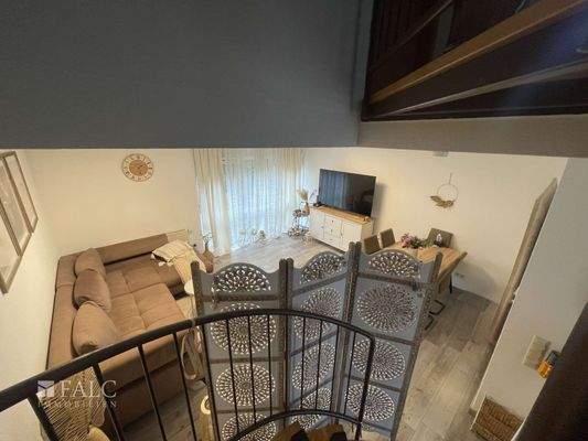 Blick ins Wohnzimmer