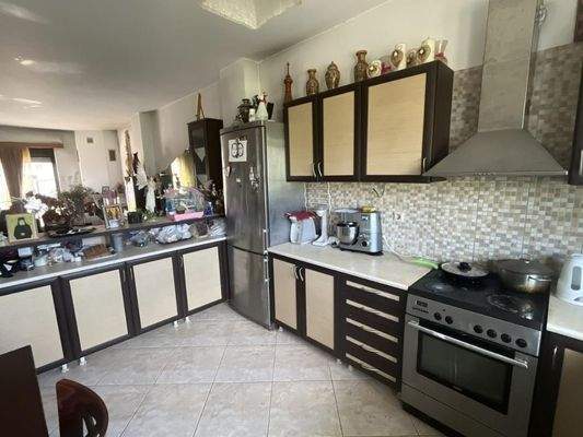 Kreta – Freistehendes Haus mit 3 Schlafzimmern in Kalyves zu verkaufen