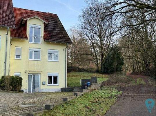 DHH-Schrollbach-Außenansicht-Straße