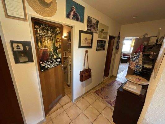 Flur_www.villingen.immobilien