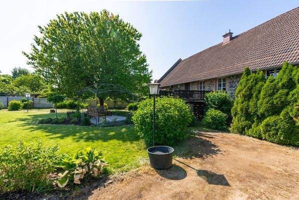 IMAXX_Bad Nauheim_Garten (4)