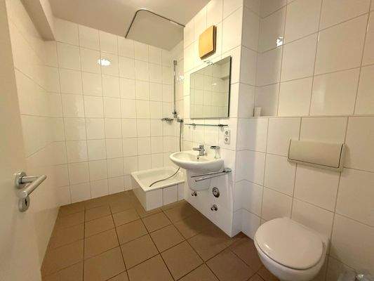 Duschbad im Obergeschoss