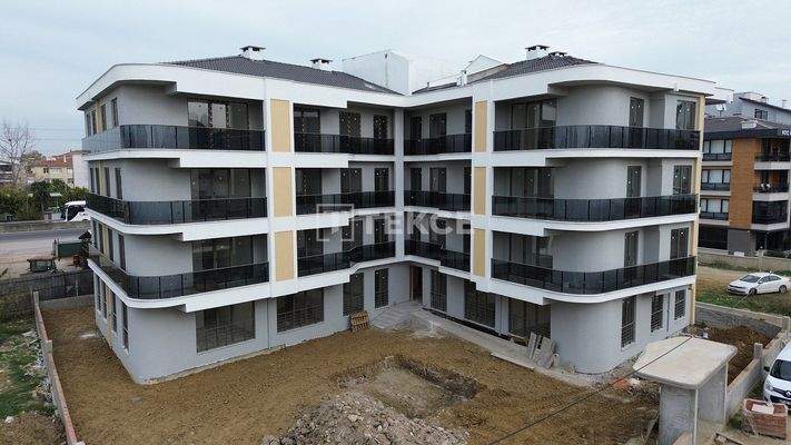 Apartments Close to İzmit Highway in Çiftlikköy Yalova