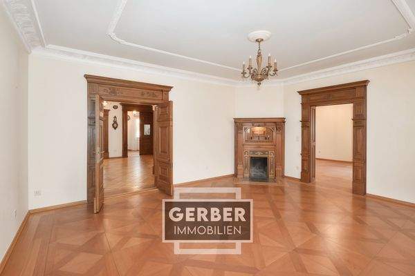 EG Wohnbereich mit Zugang große Terrasse - (KI generiert)