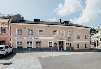 Frontalansicht (ohne Gastgarten)