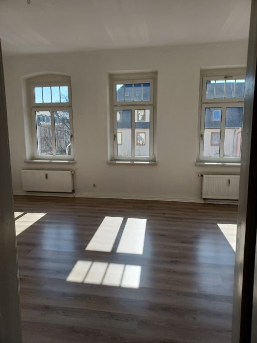 2 Raum Wohnung mit Balkon ab sofort Zwickau PÃ¶lbitz zu vermieten