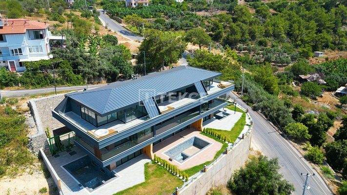 Elegant Villas with Private Pools in Alanya İncekum