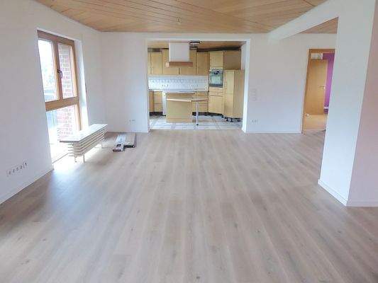 Wohn-Essbereich  mit Küche OG