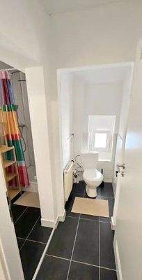 Eingang zum Bad.jpg