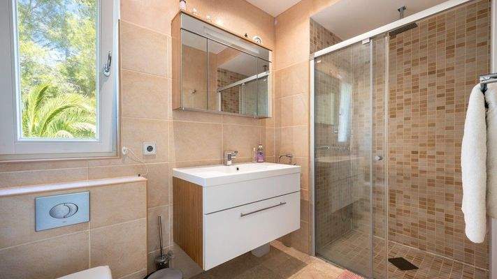 Costa de la Calma Mallorca Villa zum Verkauf Badezimmer 92359